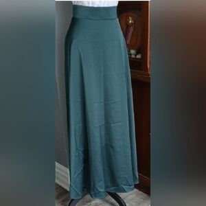 Elegant Green Maxi Skirt